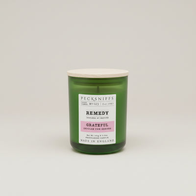 Pecksniffs Natural Wax Candle with Wooden Lid - Grateful Scent 100g