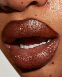 ISAMAYA Wild Star Buck lipstick applied on lips