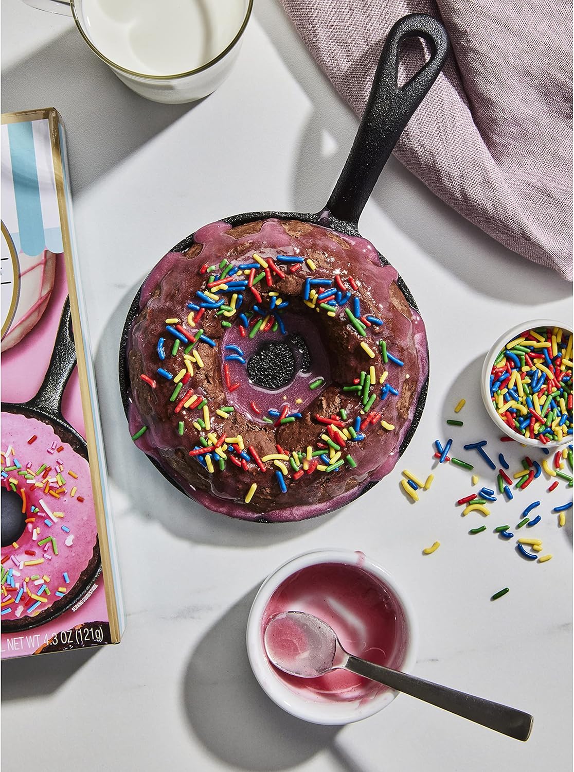 Cast Iron Doughnut Baking Skillet - liquidation.store