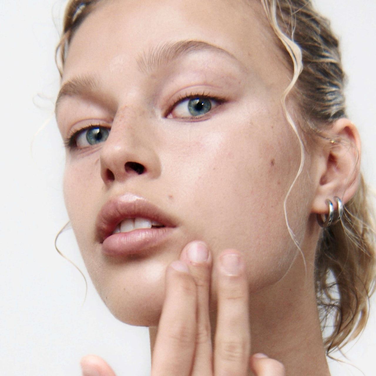 ISAMAYA Colour Correcting Serum applied topically
