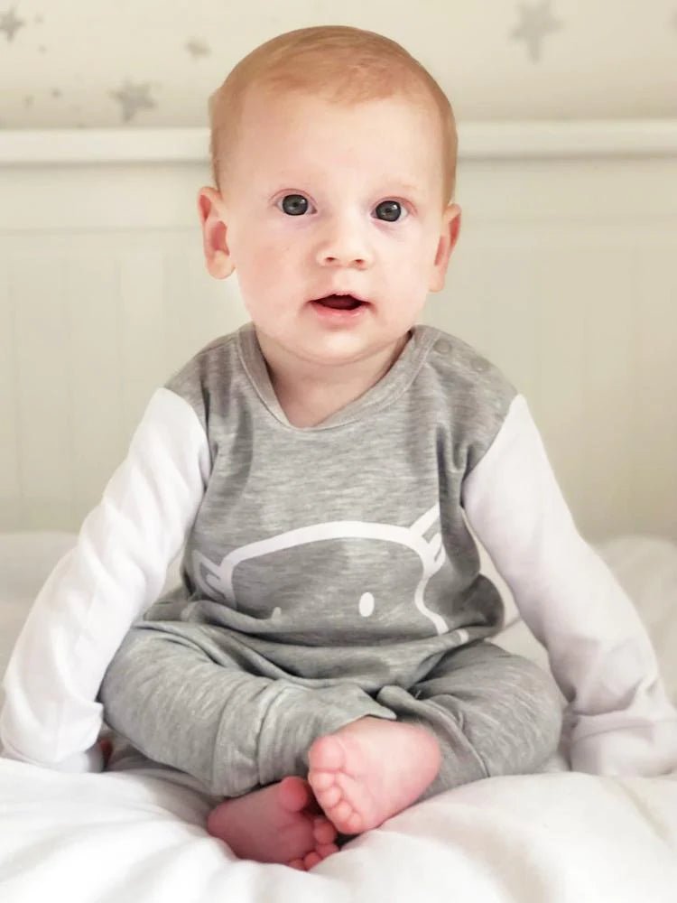 Grey Bear Baby Sleepsuit (Various Sizes) - liquidation.store