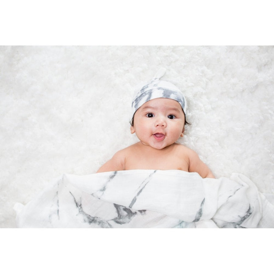 Lulujo Bamboo Hat and Swaddle Blanket - Marble - 0 - 3M - liquidation.store