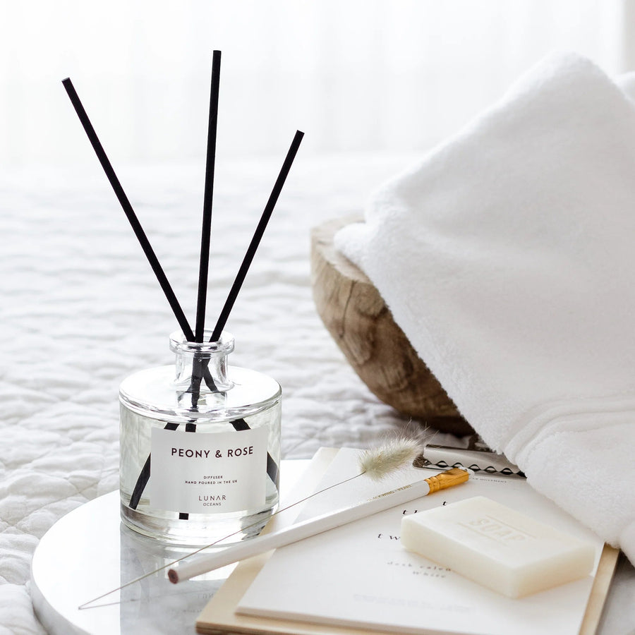 Lunar Ocean Peony & Rose Reed Diffuser, 200ml - liquidation.store