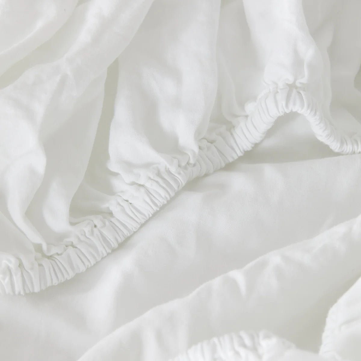 Lunar Oceans Luxe Soft Cotton Bedding Bundle: Pillowcases, Duvet Cover & Fitted Sheet - Various Colours & Sizes - liquidation.store