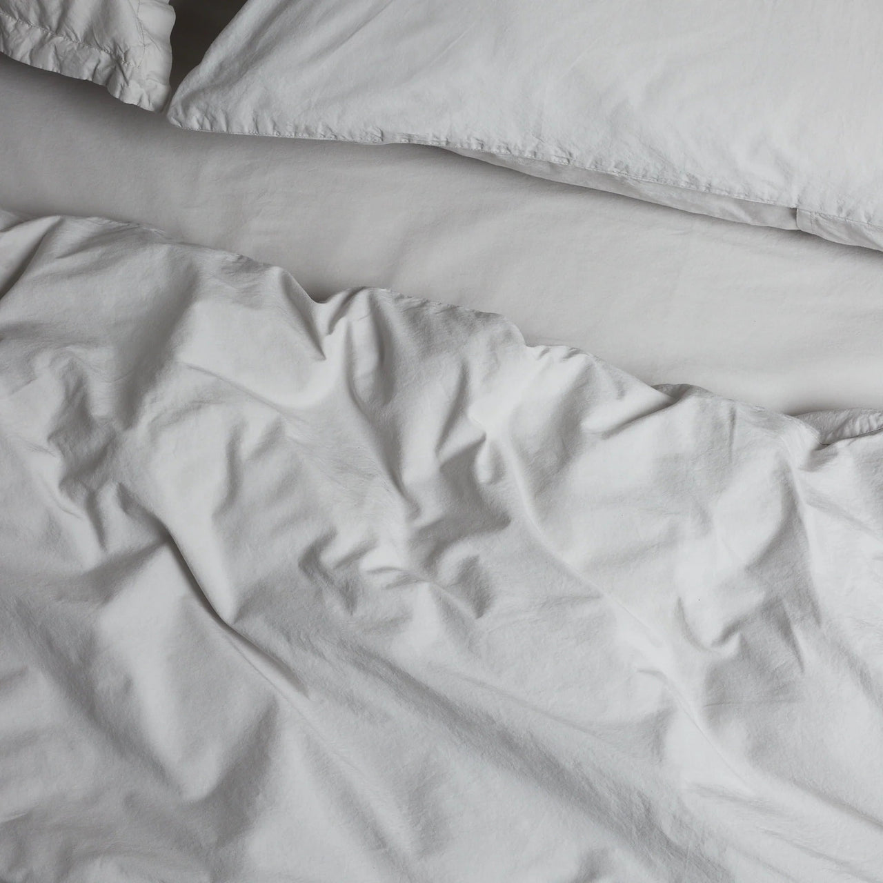 Lunar Oceans Luxe Soft Cotton Bedding Bundle: Pillowcases, Duvet Cover & Fitted Sheet - Various Colours & Sizes - liquidation.store
