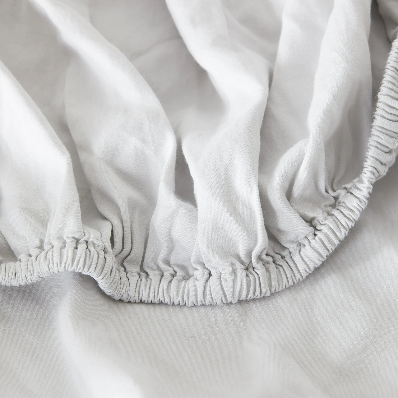 Lunar Oceans Luxe Soft Cotton Fitted Sheet (Various Colours & Sizes) - liquidation.store