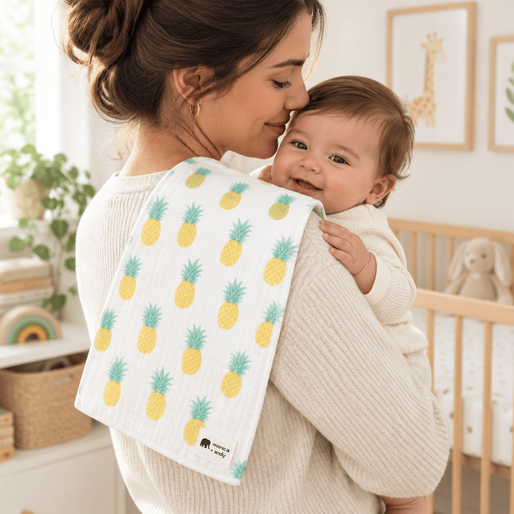 Monica + Andy Organic Muslin Burp Cloth - Pineapple - liquidation.store