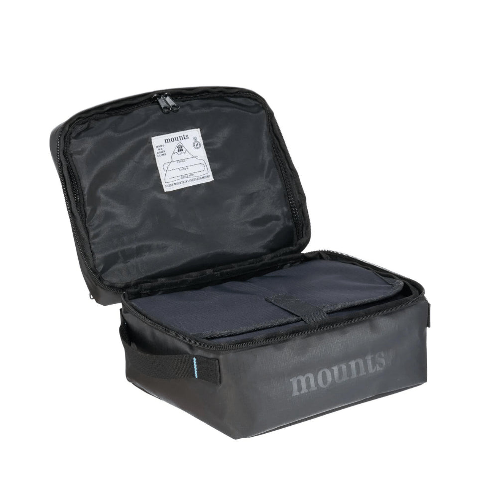 Mounts Diaper Duffle Bag: Splash Proof - Black - liquidation.store