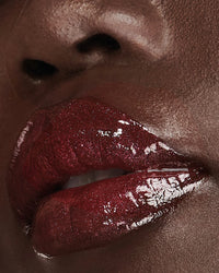 ISAMAYA Lips Refill Pearlescent, vitamin E-infused melting balm - Retrograde
