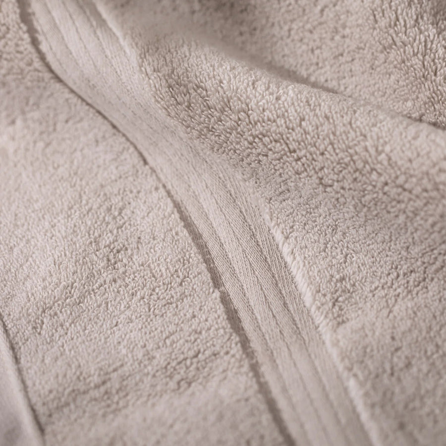 Plush Cotton Bath Towel Oatmeal x3 - liquidation.store