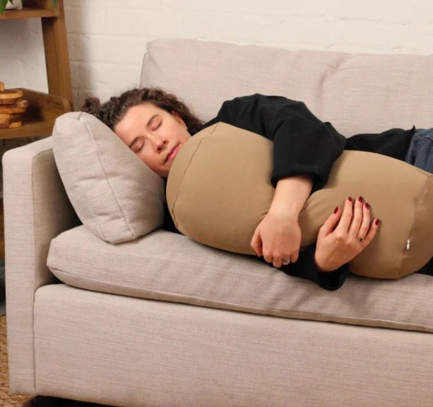 Remy Hugger Pillow - Mocha - liquidation.store