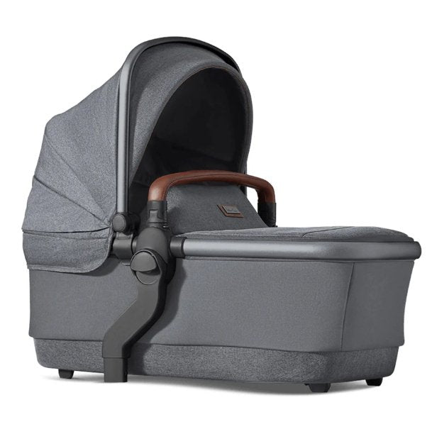 Silver Cross Wave Zinc Tandem Carrycot with Hood and Apron - liquidation.store