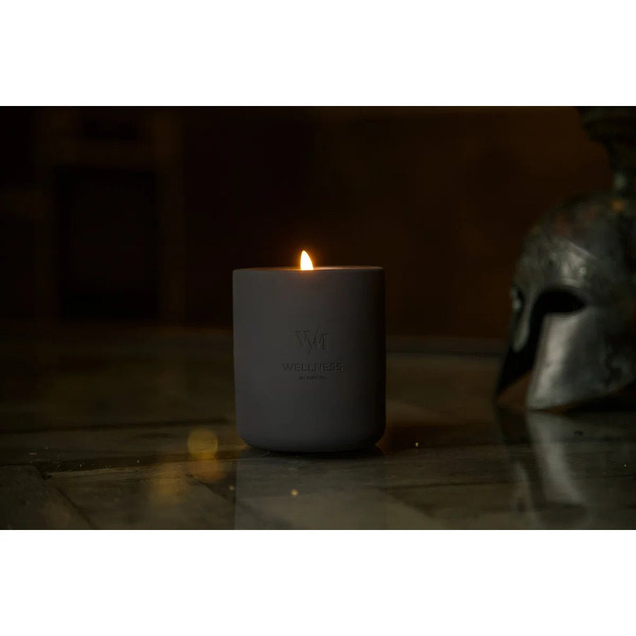 Wellness By Manuel UNWIND Scented Designer Candle - Lavender - liquidation.store